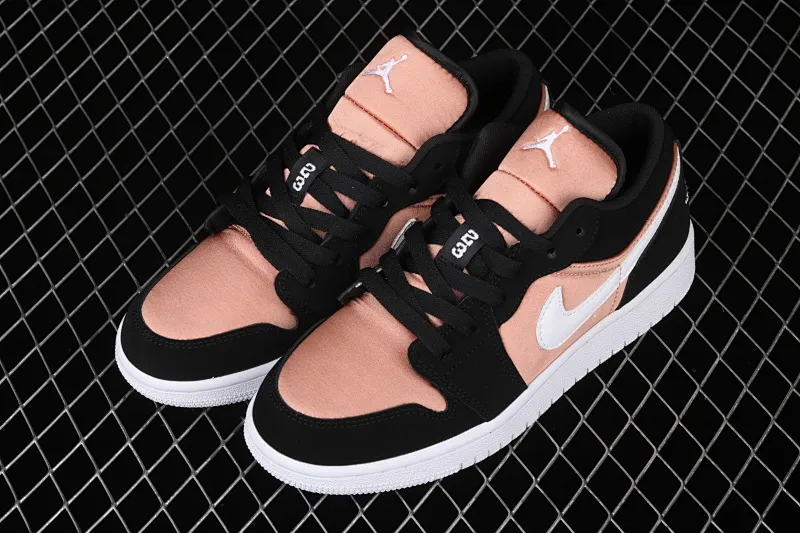 All categories Air Jordan Jordan series basketball shoes Air Jordan 1 Low New version Air Jordan 1 Low AJ1 Joe 1 low-top silk rose gold cultural and leisure sports sneakers 554723-090